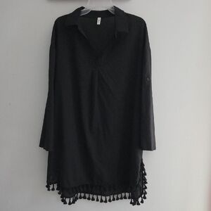 Black Tassel Hem Tunic Top